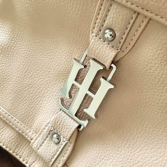 Tommy Hilfiger Women's Crossbody Bucket Bag - Picture 5 of 14